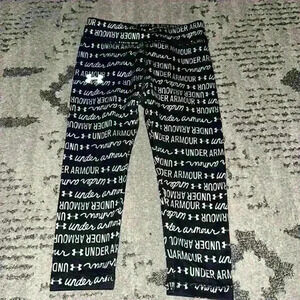 2t Girls Under Armour Logo Leggings